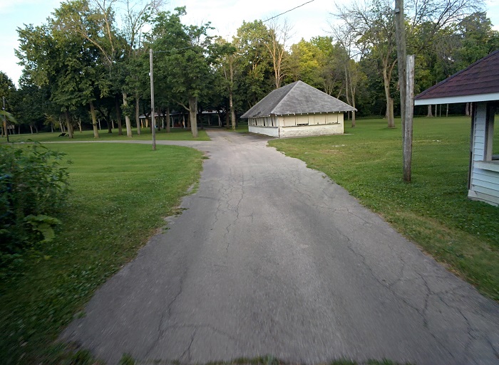 barn
